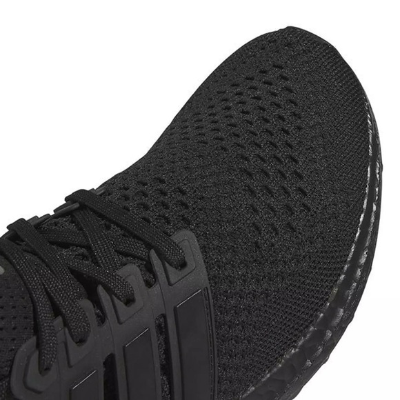 Adidas Ultraboost- worn once - Picture 2 of 15